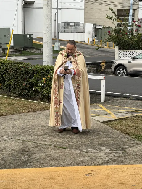 Fotografía 9 de la celebración de la instalación del Rector en la Parroquia Episcopal San Cristóbal.