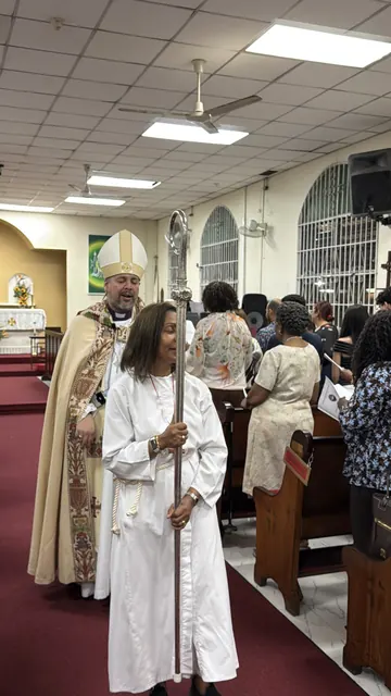 Fotografía 17 de la celebración de la instalación del Rector en la Parroquia Episcopal San Cristóbal.