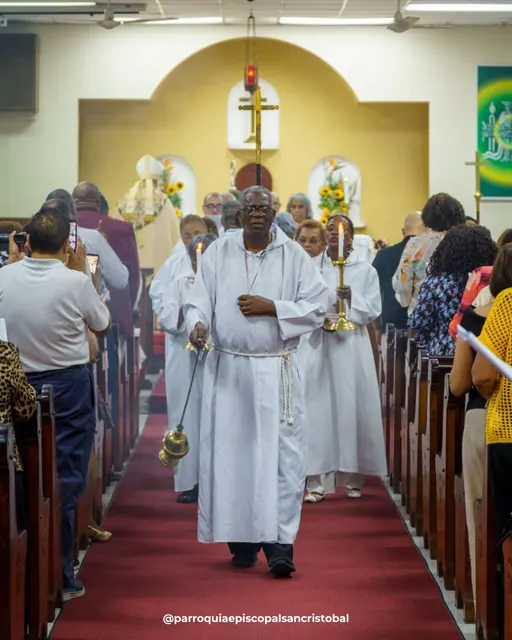 Fotografía 22 de la celebración de la instalación del Rector en la Parroquia Episcopal San Cristóbal.