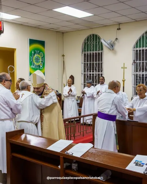 Fotografía 27 de la celebración de la instalación del Rector en la Parroquia Episcopal San Cristóbal.