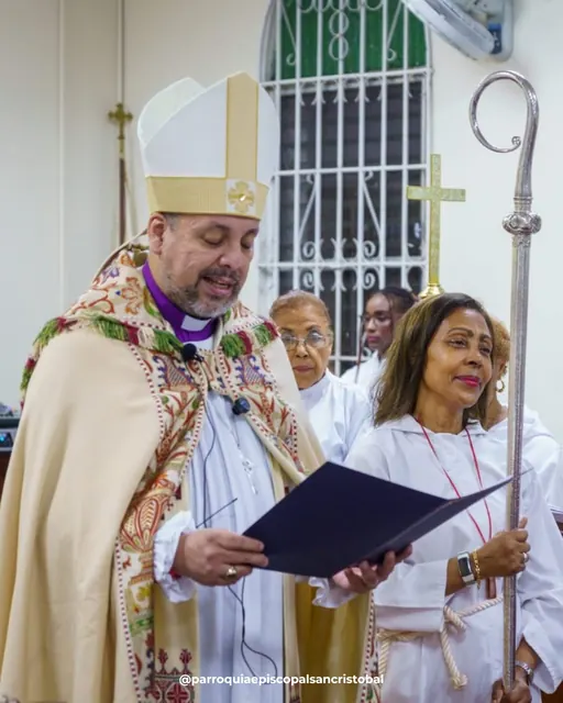 Fotografía 37 de la celebración de la instalación del Rector en la Parroquia Episcopal San Cristóbal.